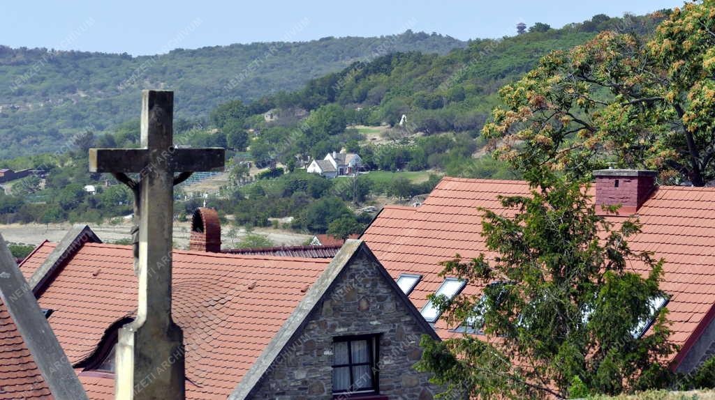 Település - Tihany