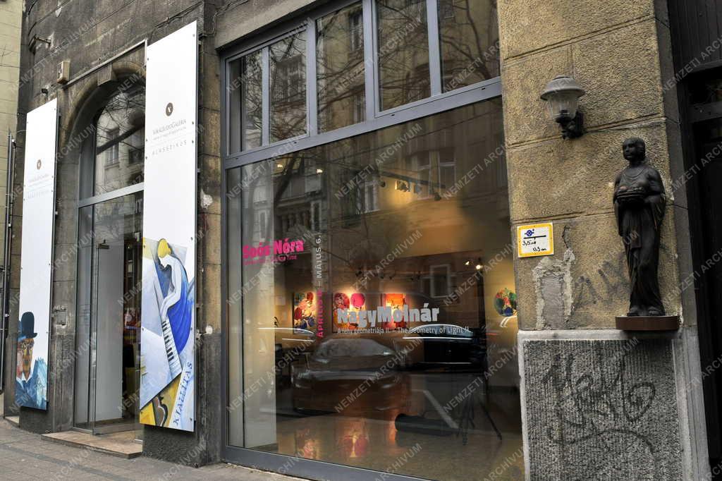 Kultúra - Kereskedelem - Virág Judit Galéria és Aukciós ház