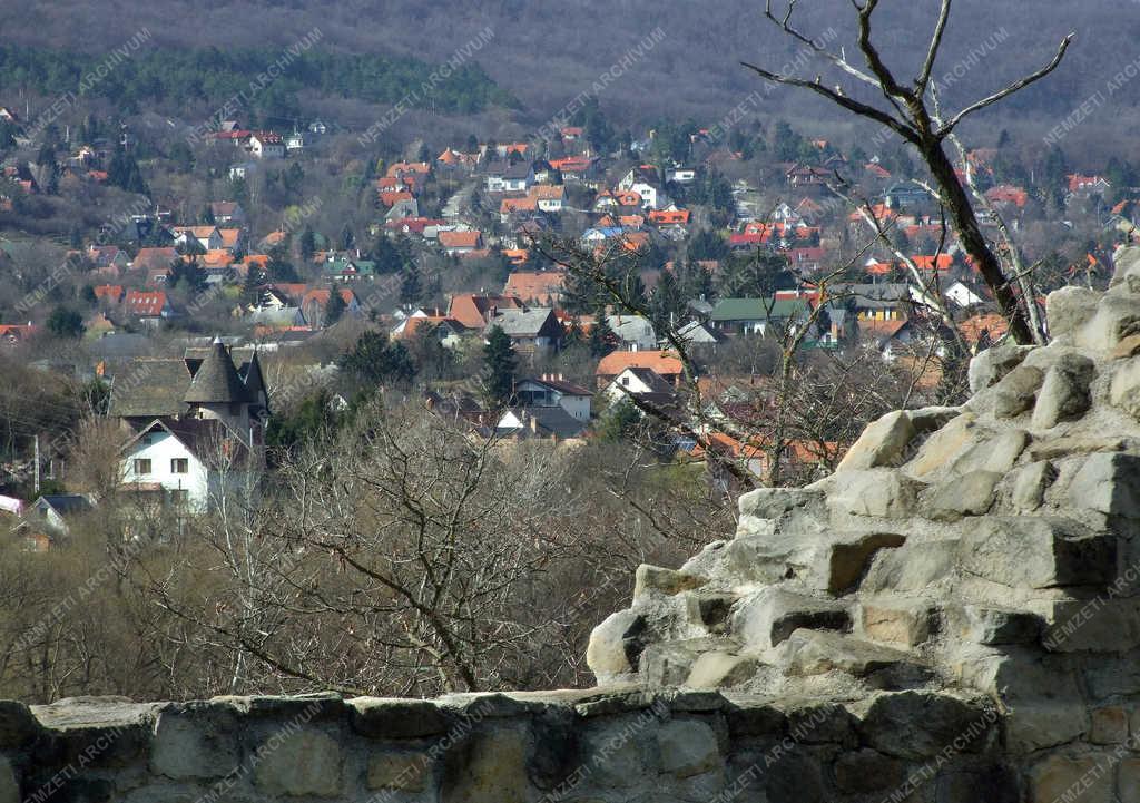 Település - Solymár - A nagyközség egy részletének látképe