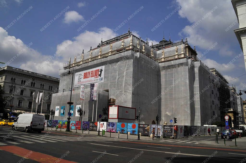 Építőipar - Budapest - Felújítják az Operaházat