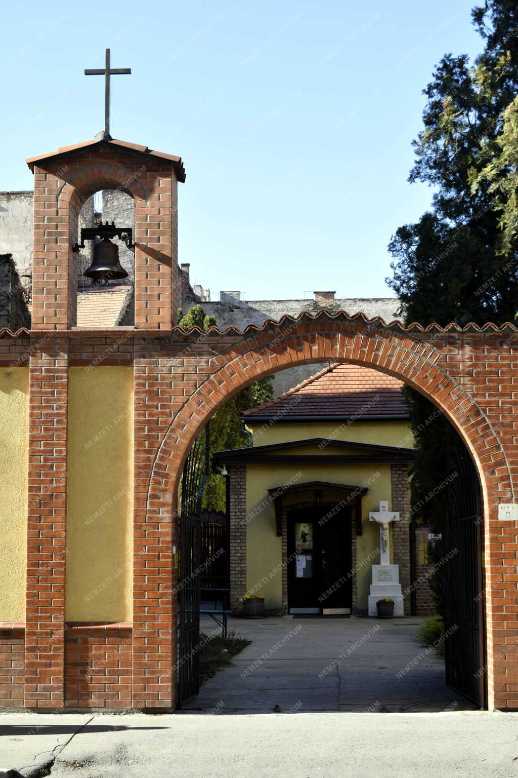 Egyház - Budapesti Szent Rita templom