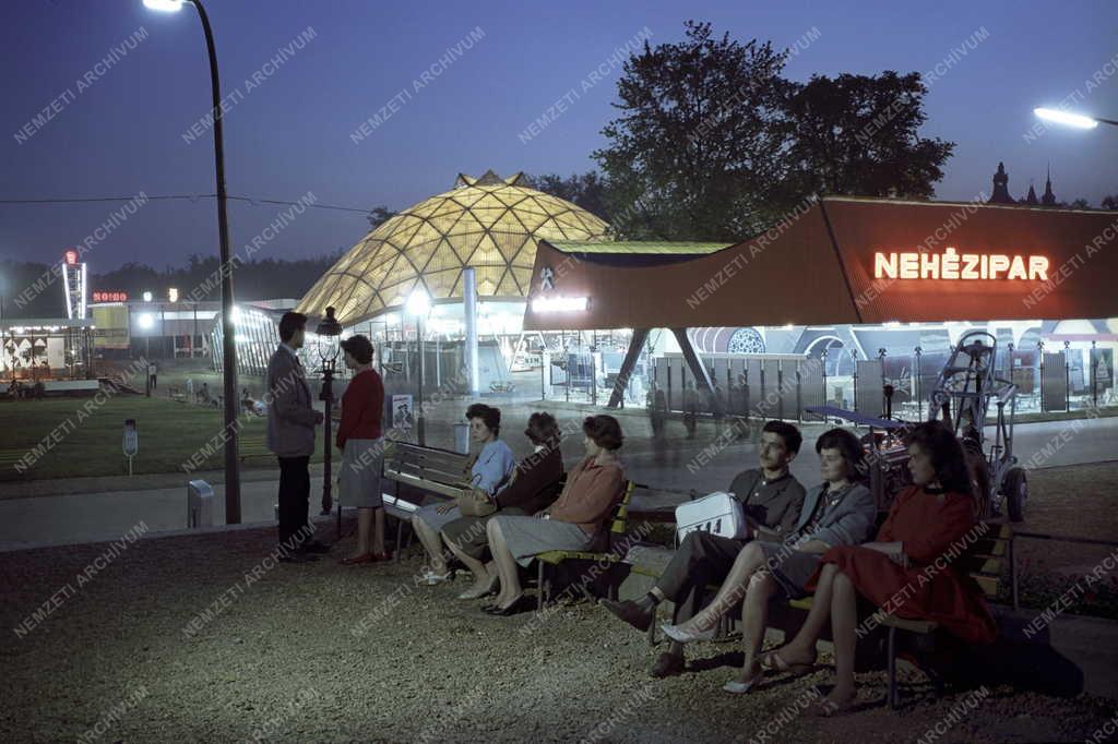 Kiállítás - Budapesti Ipari Vásár