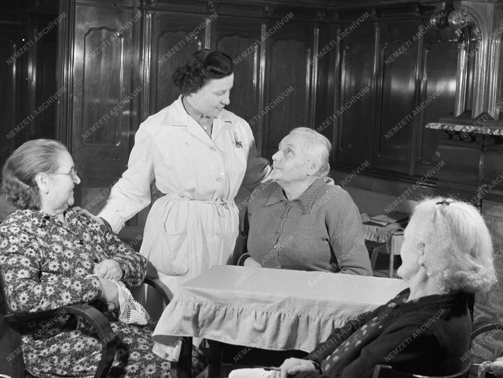 Városkép-életkép - Szociálpolitika - Élet a szociális otthonban