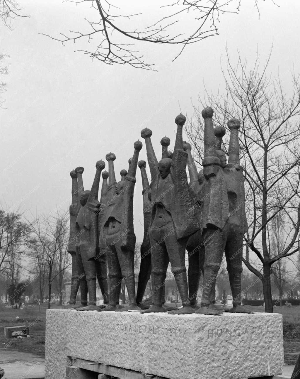 Kultúra - A mauthauseni magyar emlékmű kiállítása