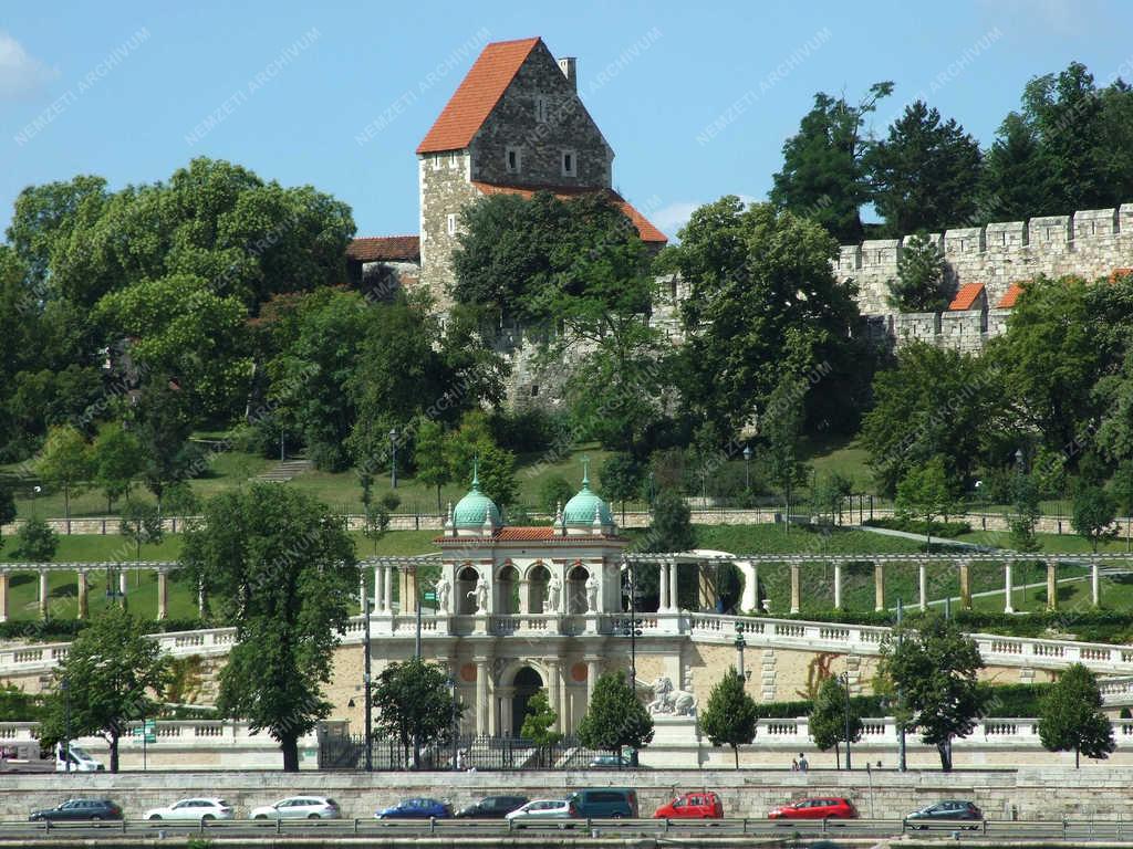 Műemlék épület - Budapest - A Várkert Bazár