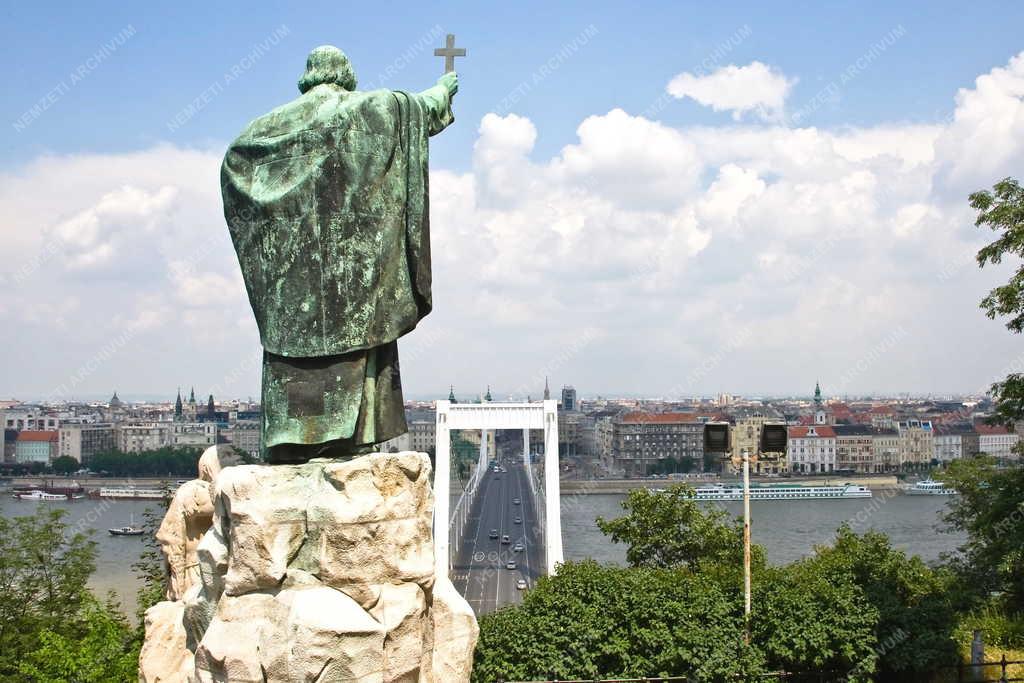 Műalkotás - Budapest - Szent Gellért szobra