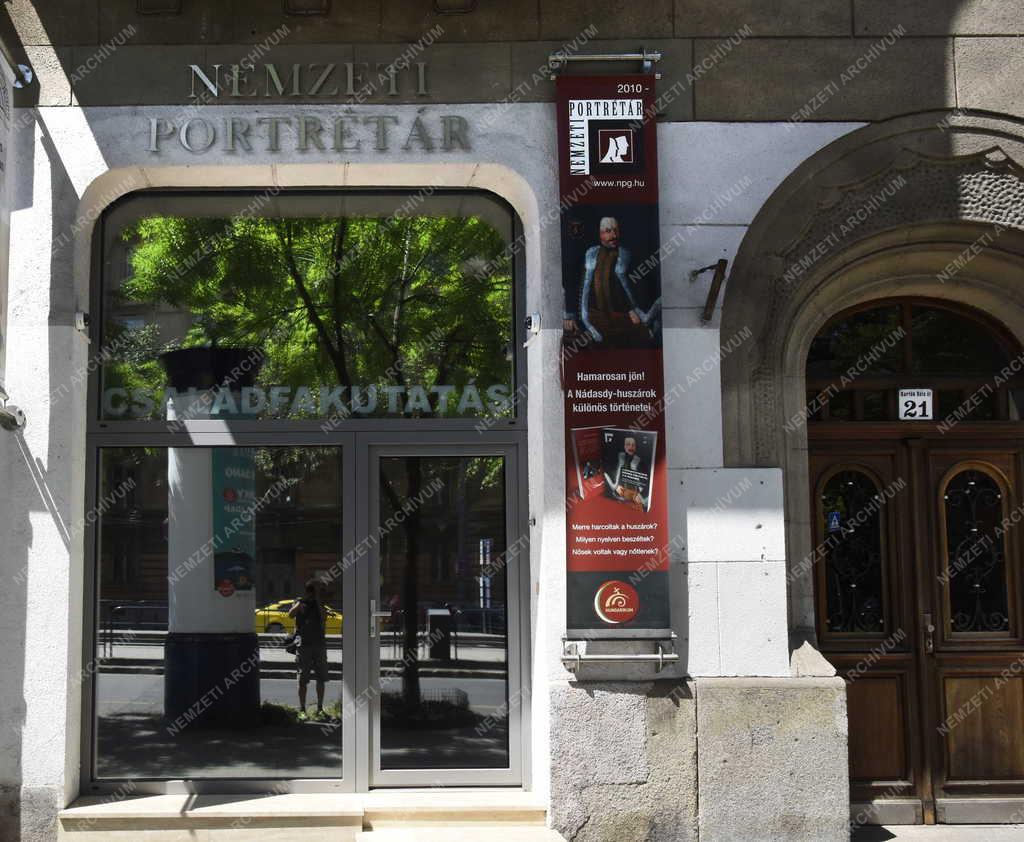 Kultúra - Budapest -  Nemzeti Portrétár Alapítvány galériája