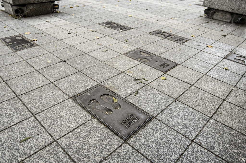 Városkép - Budapest - Nagymező utca a pesti Broadway