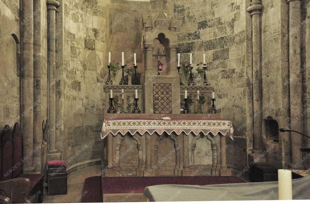 Egyházi épület - A jáki Szent György-templom