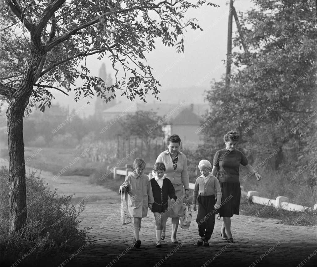 Városkép - Életkép - Budapesti peremkerület