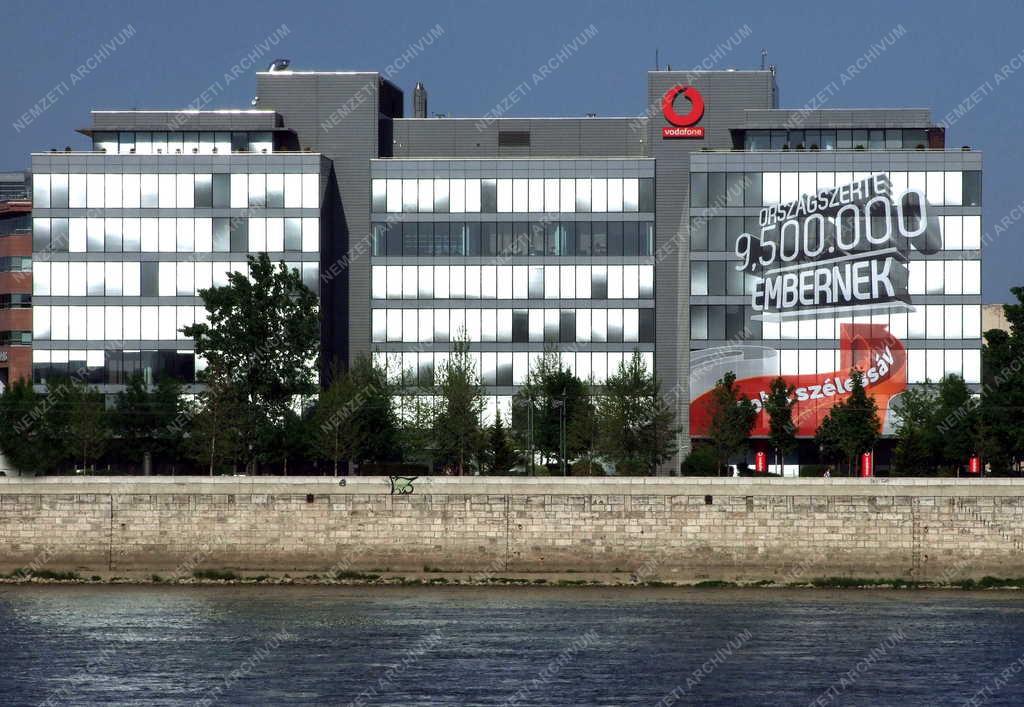 Városkép - Budapest - A Vodafone székháza