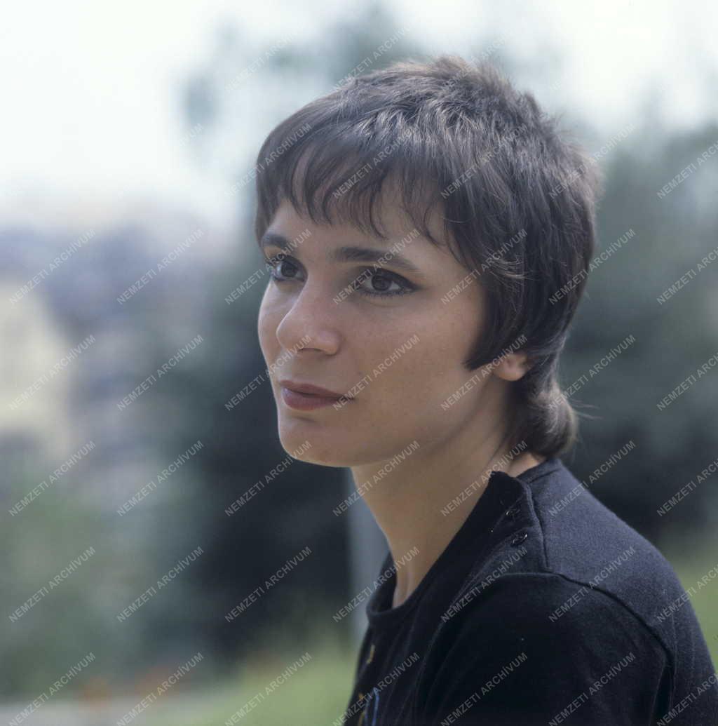 Kultúra - Igó Éva színésznő
