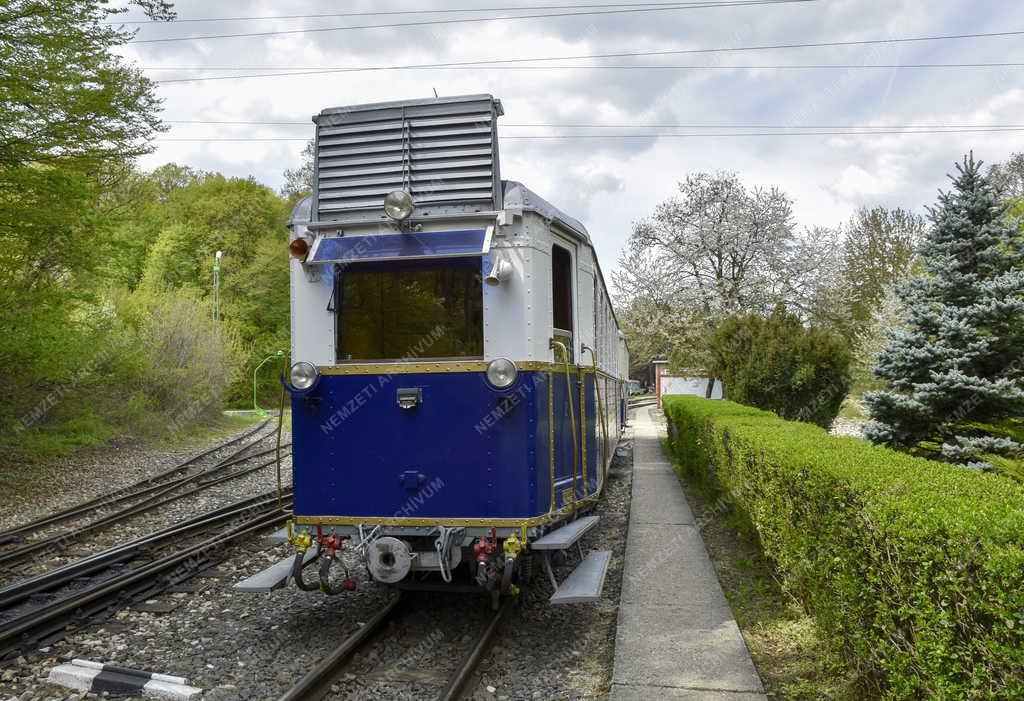 Közlekedés - Szórakozás - Budapesti Gyermekvasút