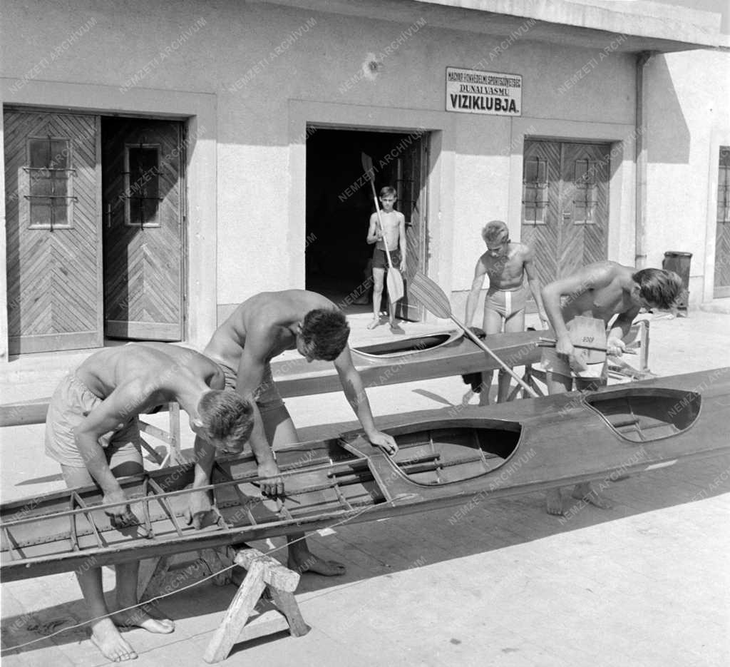 Sport - Dunaújvárosi sportlétesítmények – MHS Dunai Vasmű Víziklubja