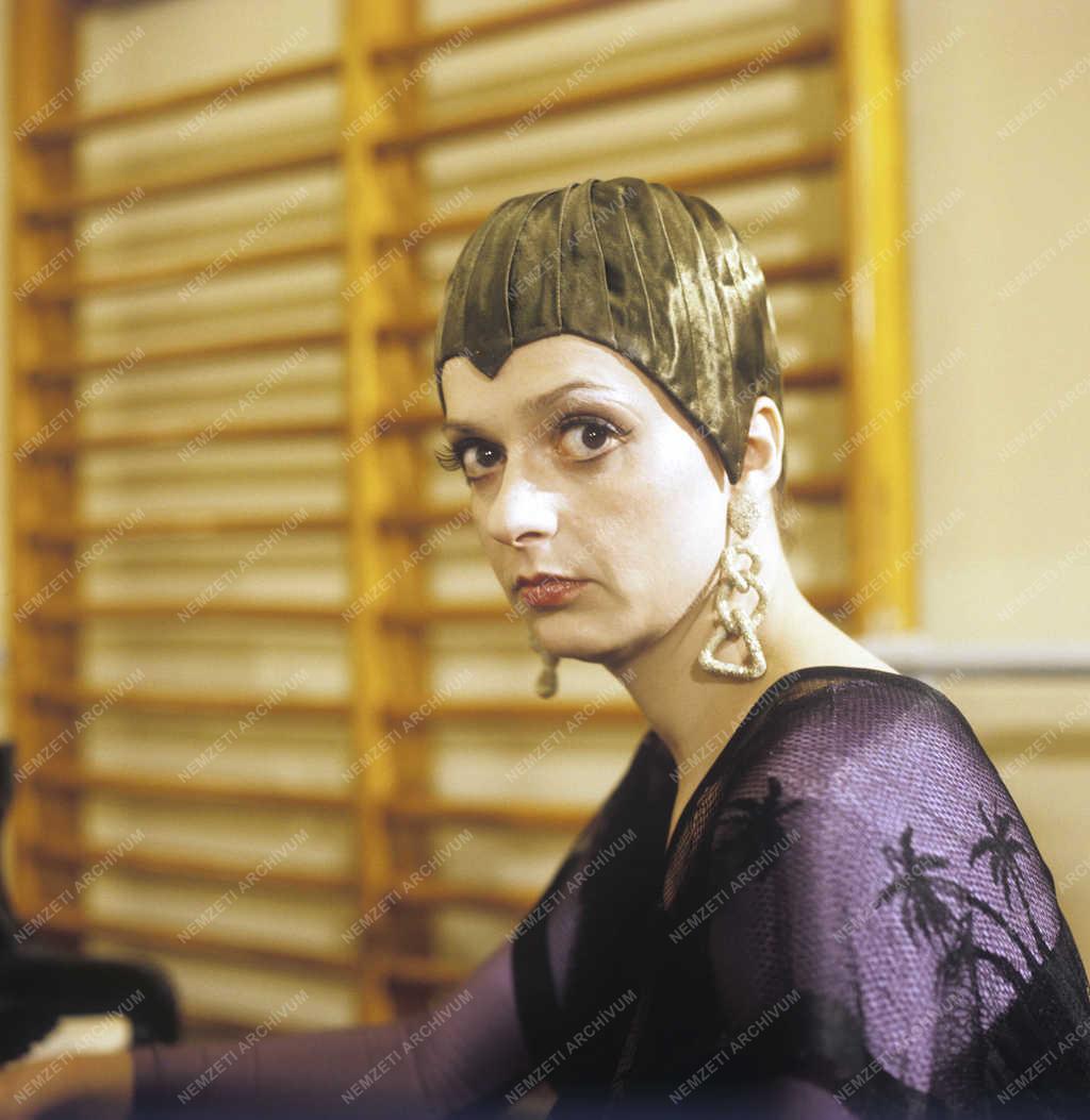Kultúra - TV-film - Karel Capek: Makropulos ügy 
