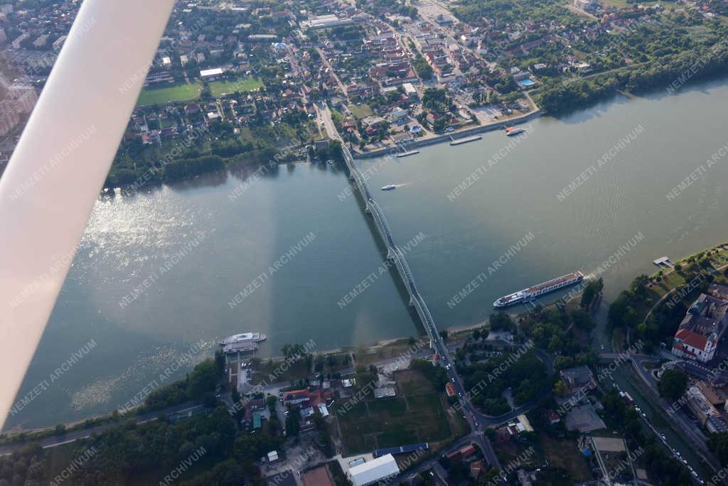 Légi felvétel - Esztergom - Mária Valéria híd