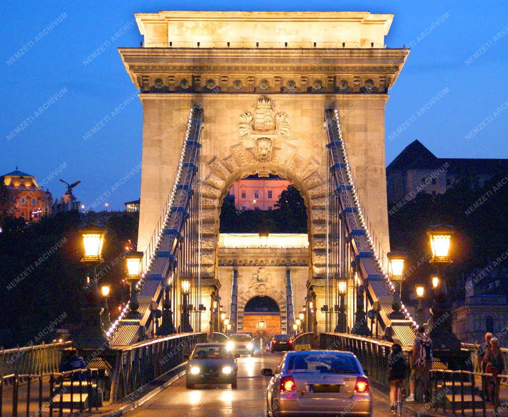 Budapest - Közlekedés - Lánchíd