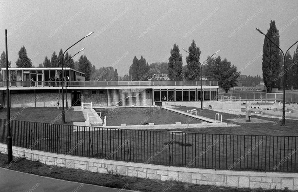 Szabadidő - Új termálfürdő Győrött