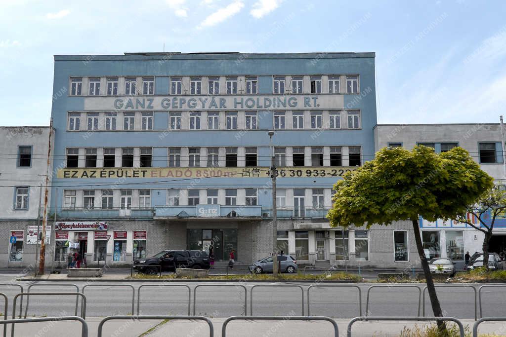 Városkép - Budapest - A volt Ganz Holding irodaépület