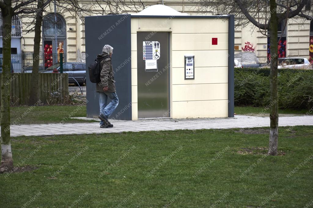 Városkép - Budapest - II. János Pál pápa tér