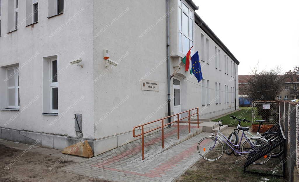 Tudomány - Épületmechatronikai Kutatóközpontot Debrecenben