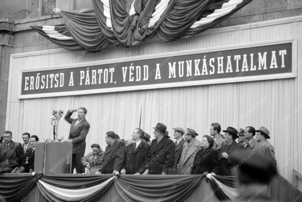 Belpolitika - MSZMP munkásgyűlése
