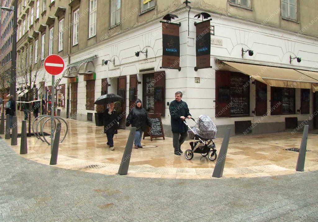 Táj, város - Budapest - Utcakép