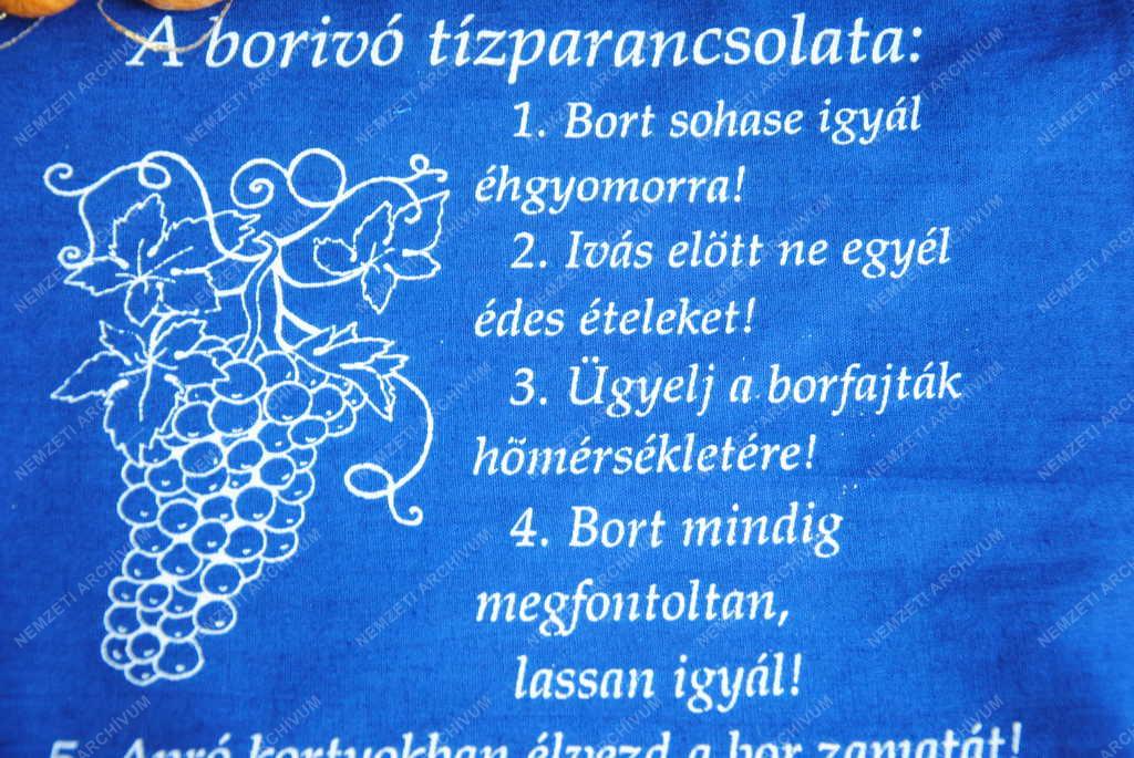 Népművészet - Folklór - Múzeumok Majálisa