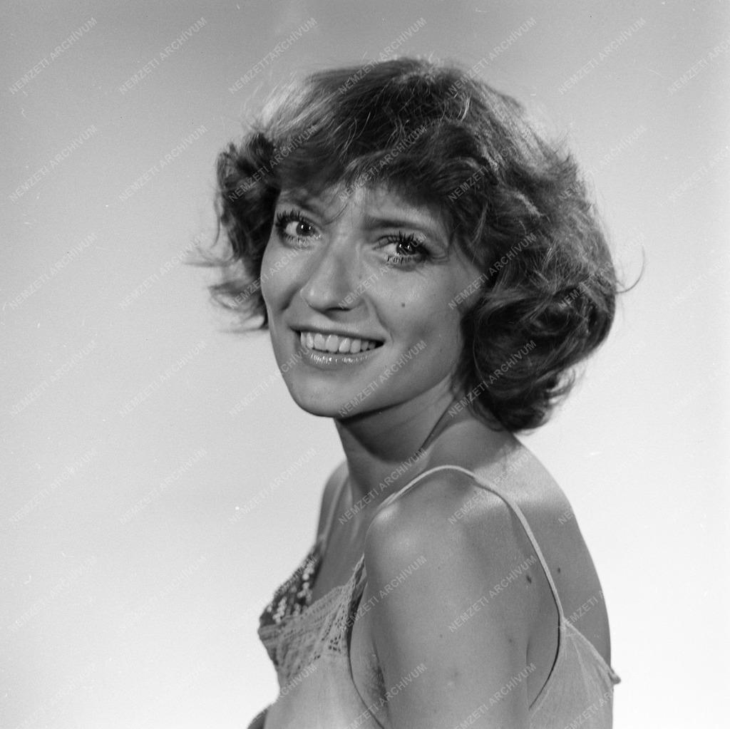 Kultúra - Kútvölgyi Erzsébet színművész