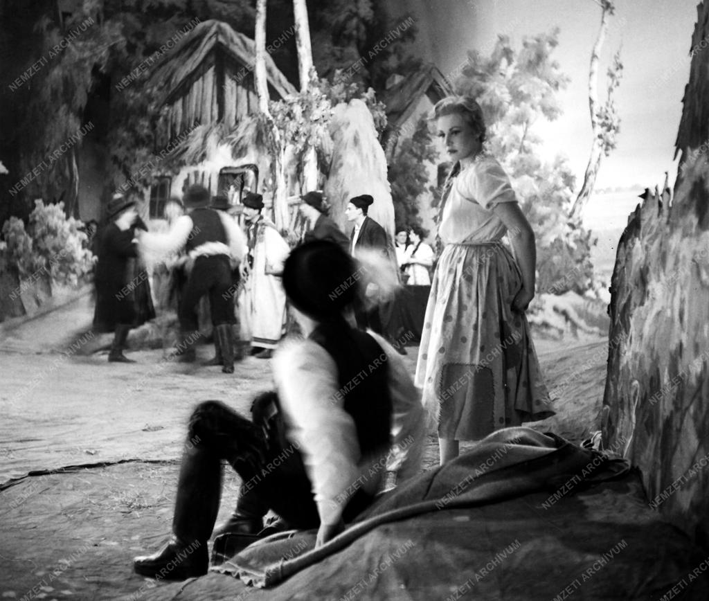 Kacsóh Pongrác: János vitéz - Városi Színház