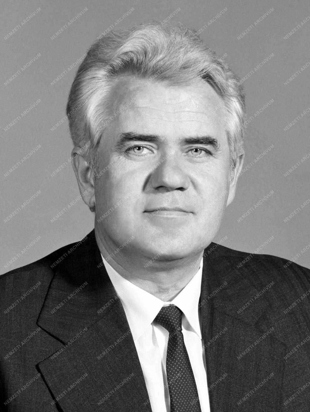 Belpolitika - Parlamenti képviselők