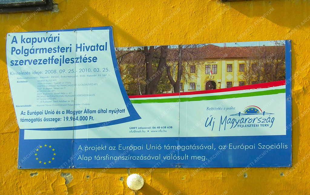 Kapuvár - Hirdetőtábla