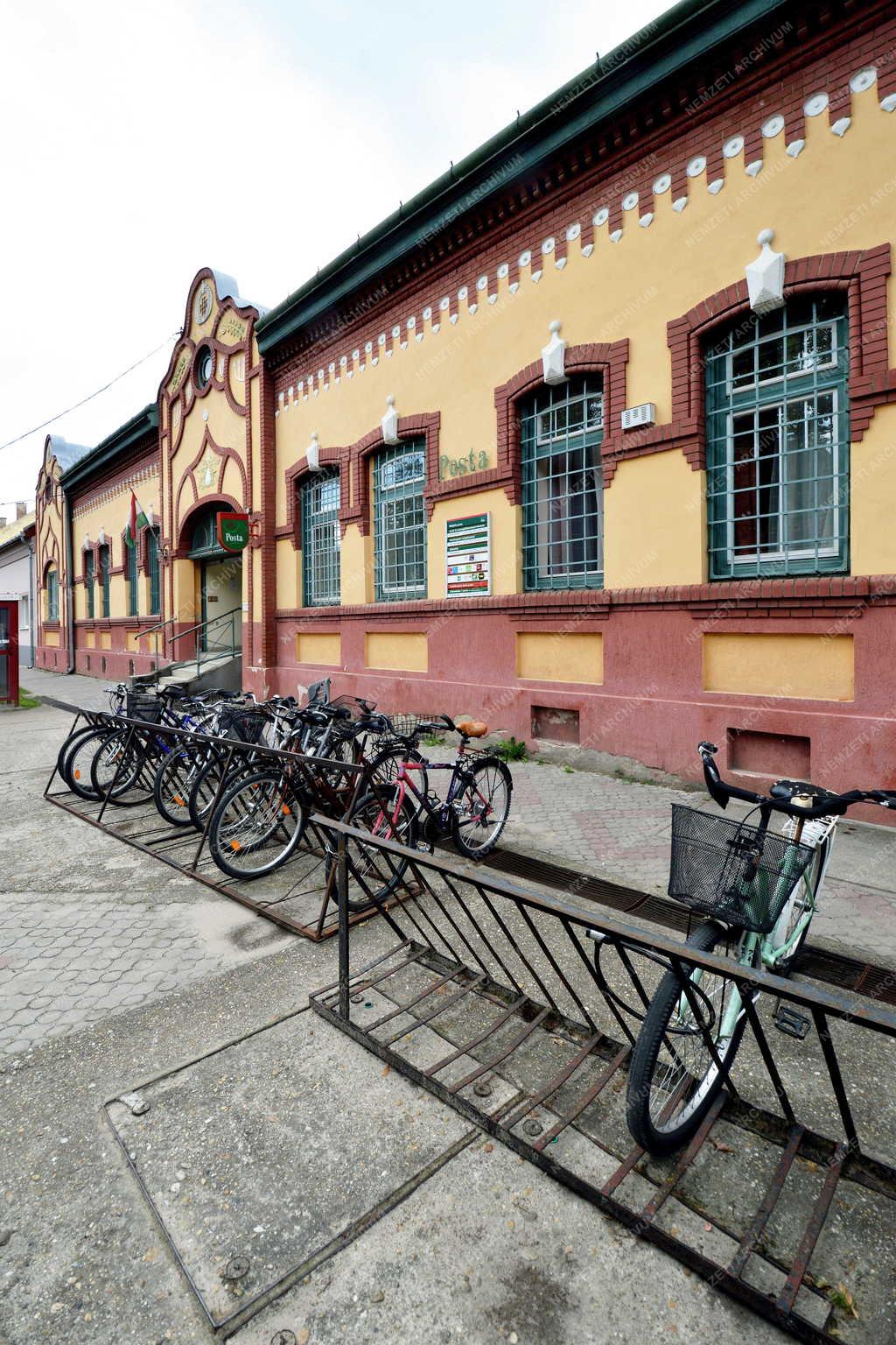 Szolgáltatás - Mélykút - Postahivatal