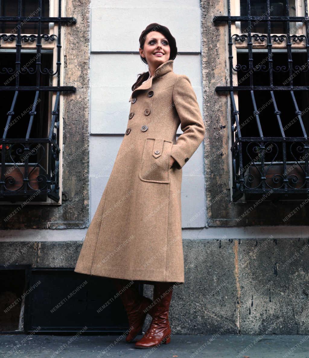 Divat - Téli ruházati bemutató