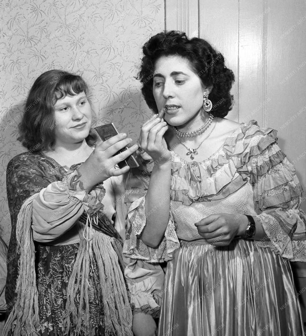 Kultúra - Évforduló - 15 éves a Mátészalkai Cigány Együttes