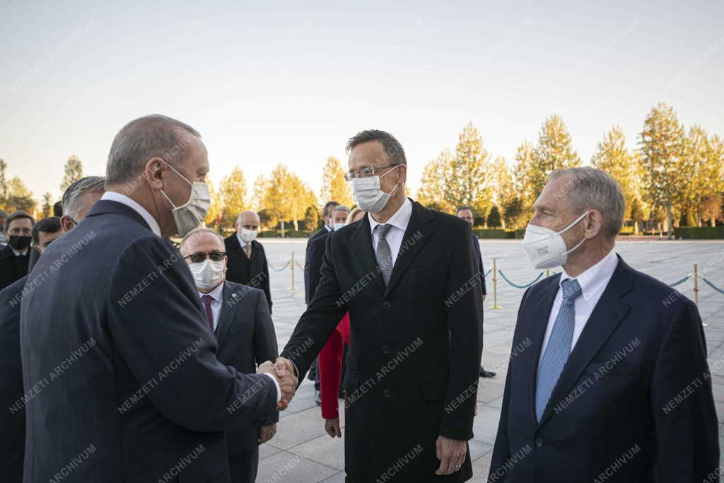 Orbán Viktor Ankarában