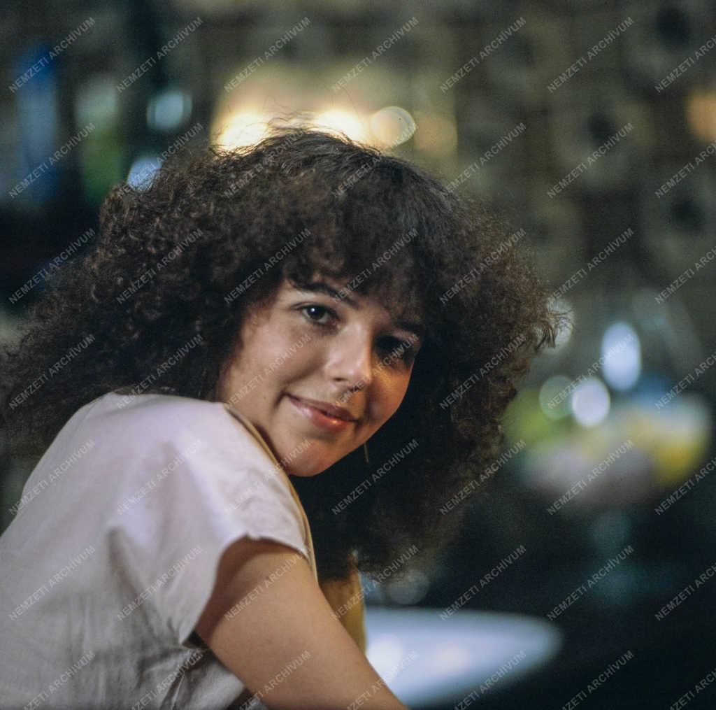 Kultúra - TV-film - Harmodios... és meg kell dögleni