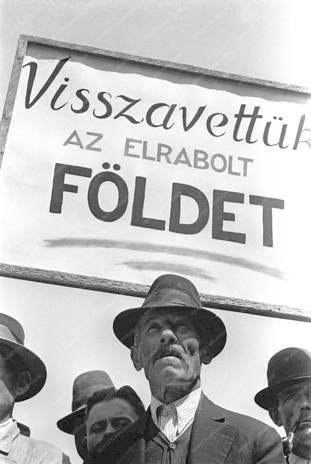 Belpolitika - Dózsa-ünnepség Cegléden