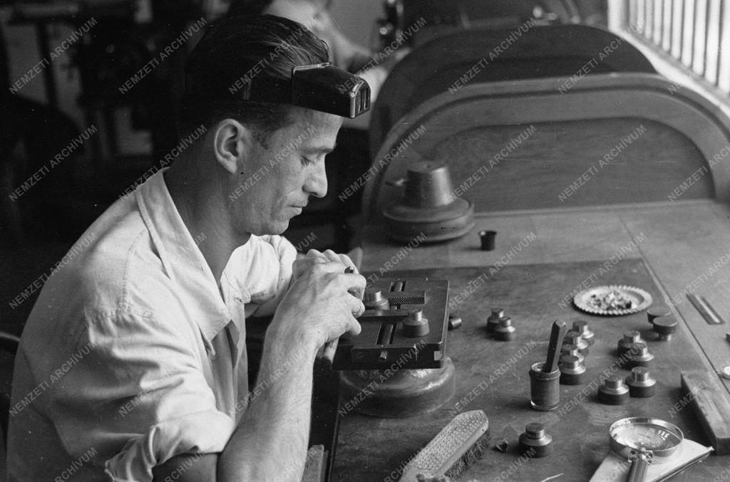 Forint bemutatója a Pénzverdében