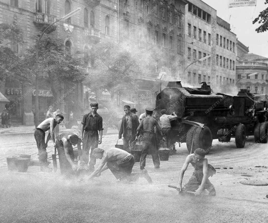 Építőipar - Fővárosi Útépítő Vállalat