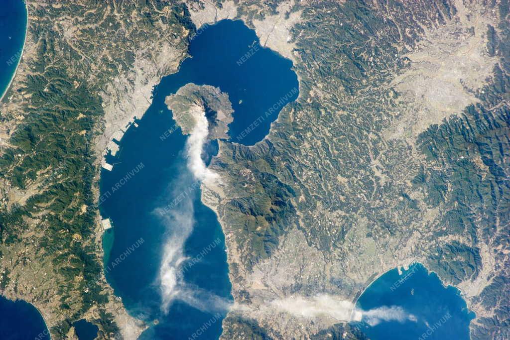 A Szakuradzsima tűzhányó Japánban