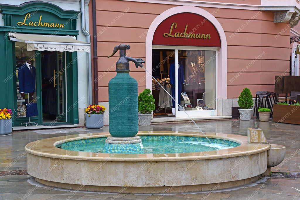 Városkép - Győr - Jedlik-csobogó