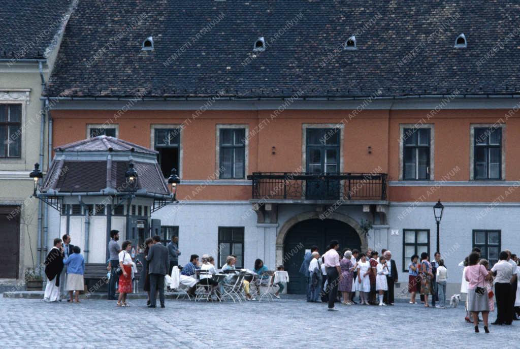 Városkép - Óbuda - Fő tér - Esküvő