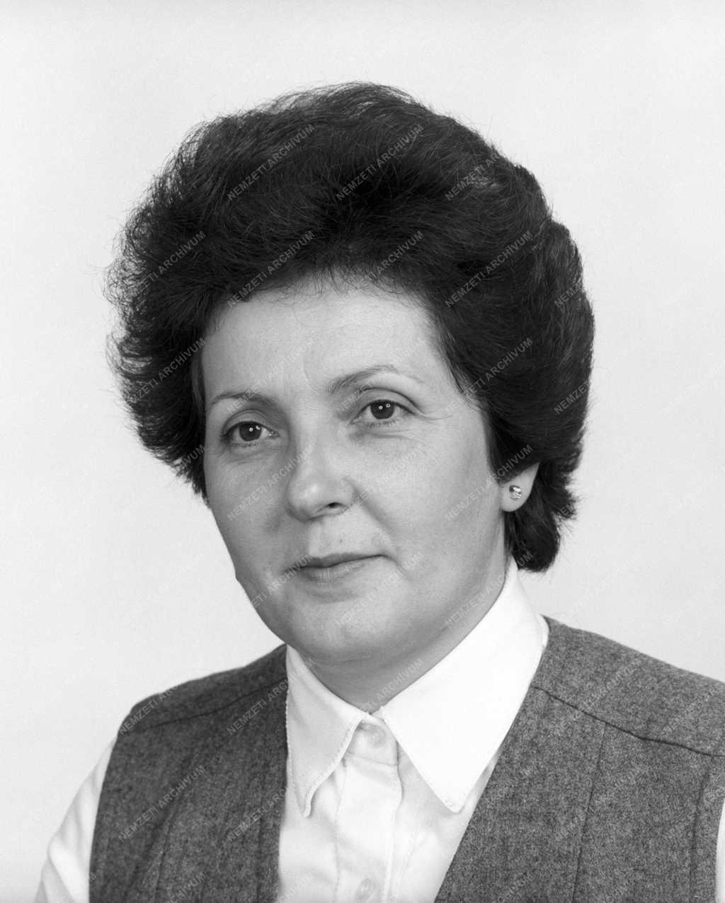 Belpolitika - Parlamenti képviselőjelöltek