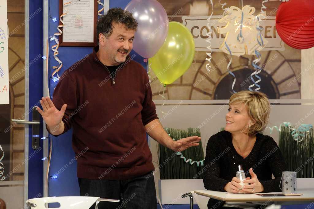 A Mindenből egy van című tévésorozat felvétele