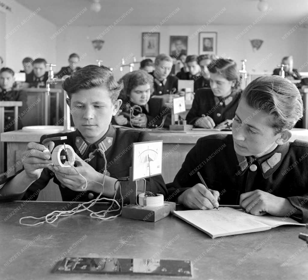 Oktatás - Tanulóváros - Diósgyőr