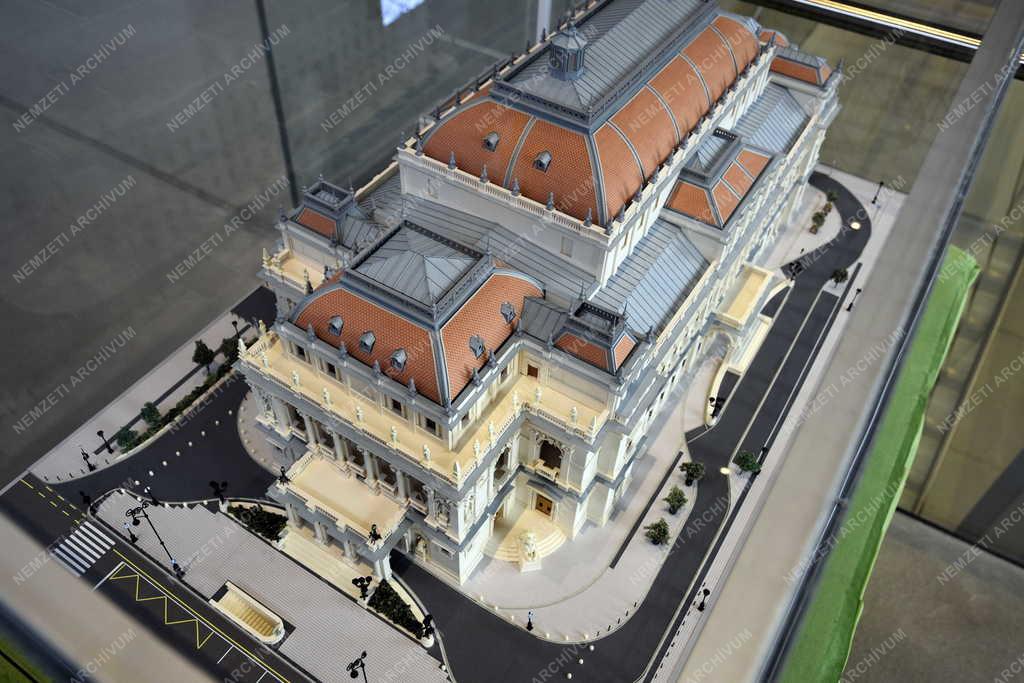 Kultúra - Magyar Állami Operaház - Eiffel Műhelyház