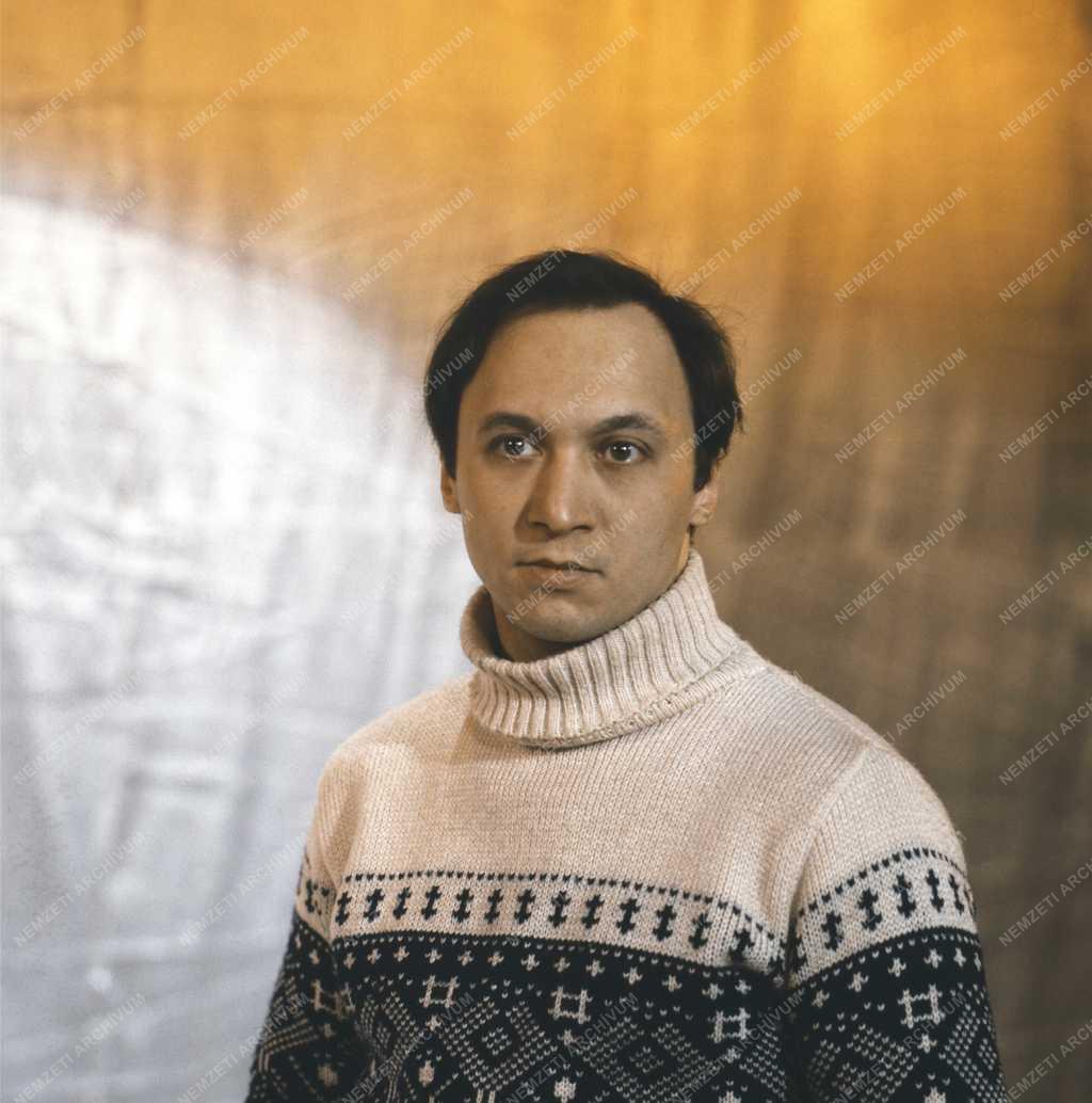 Kultúra - Szirtes Gábor színművész