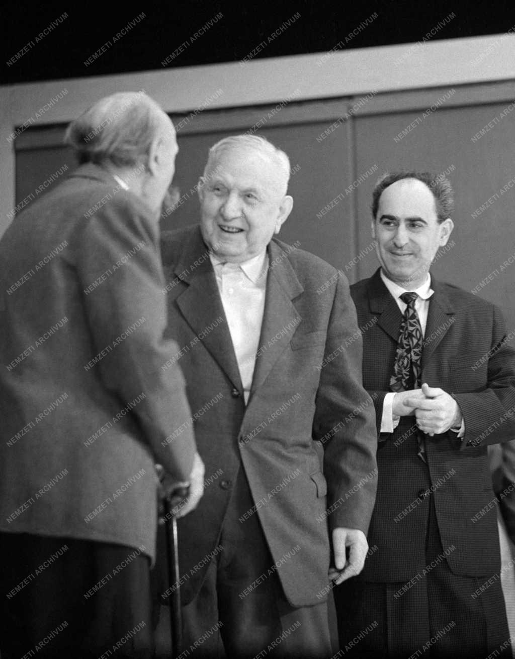 Kultúra - Vidám Színpad-Kis Színpad - Lehet valamivel kevesebb?