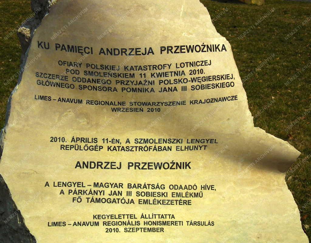 Emlékmű - Párkány - Andrzej Przewoznik emlékműve